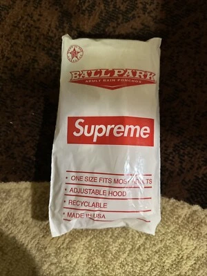 Poncho Supreme X Ballpark (talla única para la mayoría - blanco) - Foto 1 de 3