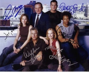CSI Las Vegas TV Show Cast Autograph Signed Photo Print A5 - Foto 1 di 1