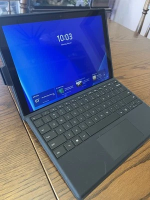 Microsoft Surface Pro 7 i3 - Bundle Includes Spigen Case, Keyboard, Surface Pen - Image 1 of 4