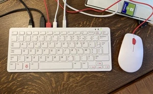Ordinateur PI500 FR avec émulateur Amiga 1200 / 4000 complet prêt à brancher - Photo 1/11