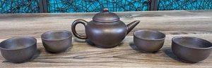 Juego de tetera/saki vintage Ming Jun marrón de arcilla Yixing 6 piezas tapa de olla 4 tazas - Imagen 1 de 18