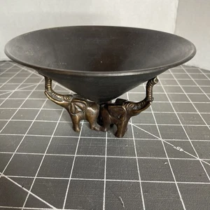 Vtg Pewter Bowl Being Held Up By 3 Bronze Elephants - Picture 1 of 8