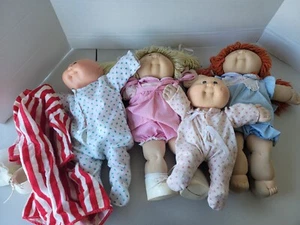 Cabbage Patch Dolls Lot of 4 1978  - Picture 1 of 9