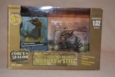 Forces of Valor Soldier of Steel 101st Airborne 327th Glider PFC Cooper 99004 - Image 1 of 4