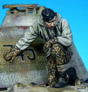 Comandante Pantera Tedesco WWII 1/35 Il Bodi 35137 kit resina SBS - Foto 1 di 7