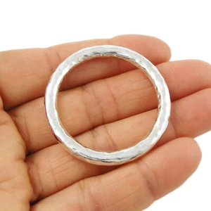 Großer gestempelter massiv 925 Sterlingsilber gehämmert Infinity Kreis Anhänger - Bild 1 von 6