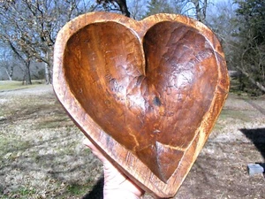 Large Wooden Heart bread bowl 2992 - Picture 1 of 7