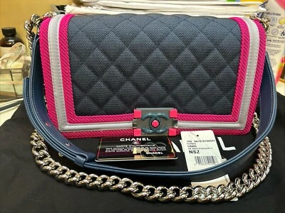 Chanel стеганая средний мальчик Fluo клапан синий нейлон наплечная сумка - Изображение 1 из 4