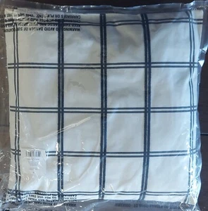Decorative Pillow 16x16 Plaid Pattern, New, Vacuum Sealed - Picture 1 of 4