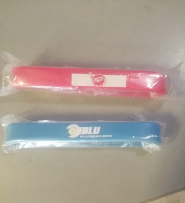 Official Valve /Jinx Team fortress wristbands red/blu  - new - Image 1 of 2