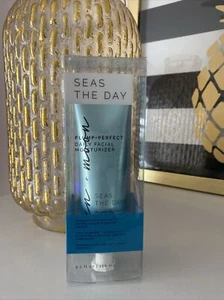 Sun + Moon Seas The Day Plump + Perfect Daily Facial Moisturizer Face Cream NEW - Picture 1 of 3