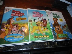 3 disney SING ALONG SONGS VHS LOT BROTHER BEAR LION KING CIRCLE OF LIFE - Foto 1 di 1
