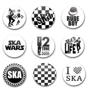 25mm 1" BUTTON BADGES x9 SKA - Foto 1 di 1