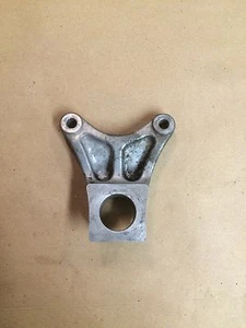 2000 Suzuki GSXR600 750 SRAD Rear Brake Caliper Bracket - Picture 1 of 2