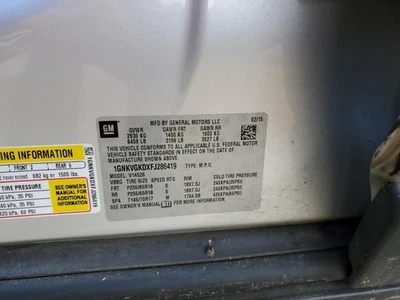 Used Front Lower Center Console fits: 2015 Chevrolet Traverse floor Front Lower - Imagem 1 de 4