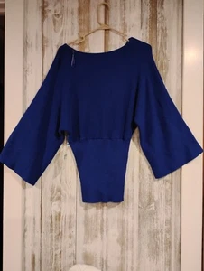 Anne Klein Blue Knit Sweater - XL reatil $109 - Picture 1 of 3