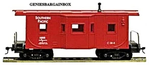 Southern Pacific 36' Bay Window Caboose con accoppiatori a snodo modello Power nuovo 98247 - Foto 1 di 1