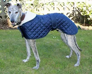 SEGUNDO ABRIGO DE FÁBRICA - GREYHOUND/WHIPPET ACOLCHADO PARA PERRO ANORAK. HECHO EN EL REINO UNIDO - Imagen 1 de 15