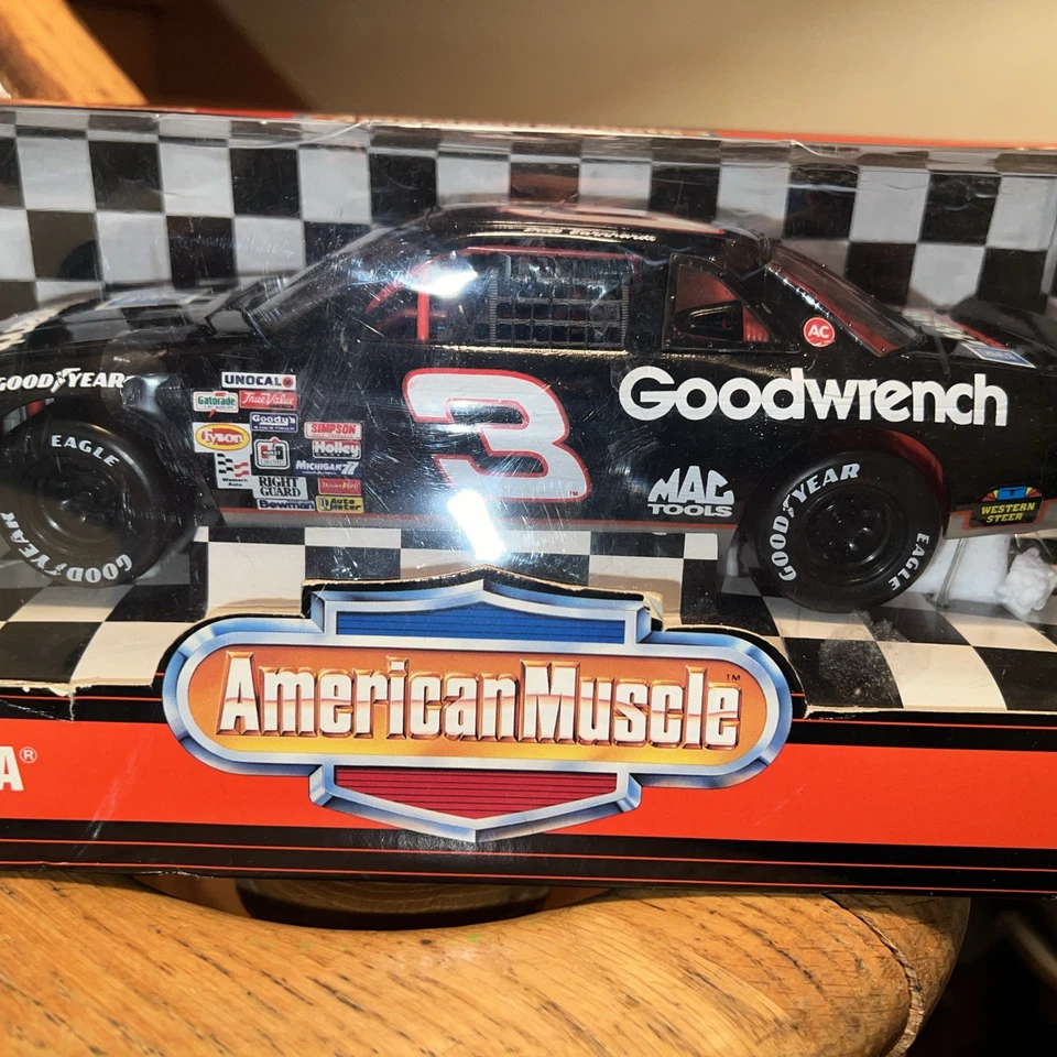 Ertl American Muscle Goodwrench Lumina Dale Earnhardt 1 18