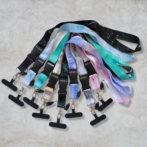 Breakaway Lanyard with Mobile Phone Connector Patch and Car Keychain - Photo 1 sur 10