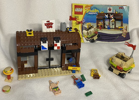 LEGO 3833 Sponge Bob  Square Pants Krusty Krab Adventures Complete - No Box