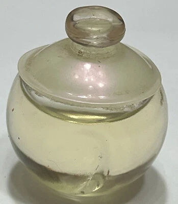 NOA by CACHAREL Women Perfume 7ml-0.25oz EDT Splash MINI TRAVEL SIZE - Изображение 1 из 2