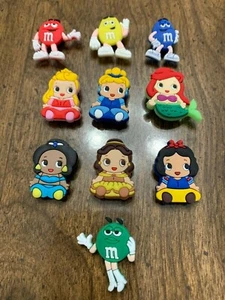 Disney Princesses & M & M's 10 pc Shoe Charms Bracelet Charms - Picture 1 of 2