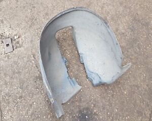 VOLVO XC70 MK3 08 - 12 RH O/S/F DRIVERS FRONT INNER WING ARCH LINER 30763655