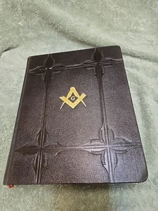 Templo Masónico Cuero Santa Biblia por A J Holman Edición Siglo XX Negro - Imagen 1 de 9