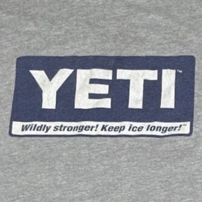 Camiseta gris grande YETI para hombre XX salvajemente más fuerte mantener el hielo camiseta gráfica más larga Foto 1 de 4