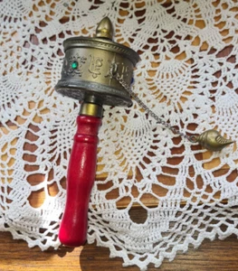 Original Tibetanische Gebetsmühle gefüllt mit Schriftrollen - Bild 1 von 7