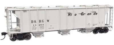 Walthers MainLine 910-7054 Rio Grande DRG&W 18203 PS-2 Covered Hopper - Image 1 of 4