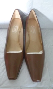 Nuevo - Talbots - Rayna - Marrón Vicuña - Cuero - Zapatos de tacón trozo - Talla 7M - Imagen 1 de 4