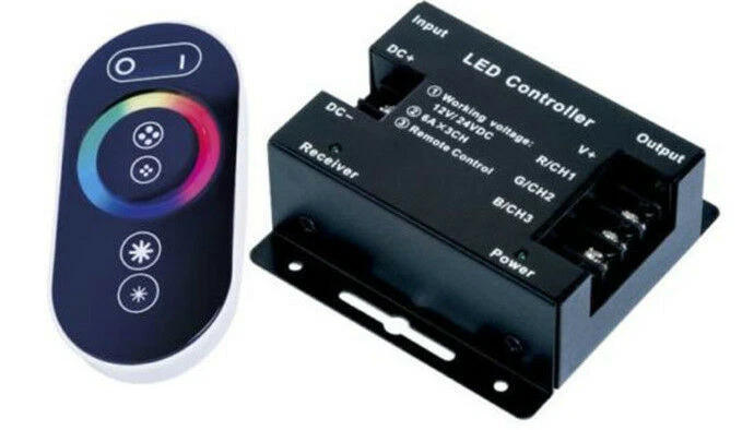 CONTROLLER CENTRALINA E TELECOMANDO CONTROLLO STRISCIA STRIP LED RGB 12-24V 18A - Immagine 1 di 1