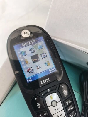 98% New Unlocked Motorola E378 Cell Phone - Image 1 of 4