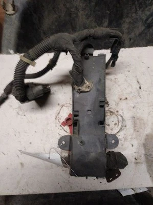 Caja de fusibles SEBRING 1996, motor 199265 Foto 1 de 3