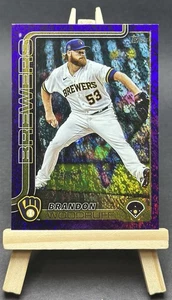 2025 Topps Series 2 Brandon Woodruff Purple Sandglitter /250 - Bild 1 von 2