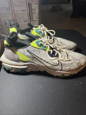 Nike React Vision Worldwide White Athletic Sneakers CT2927-100 Mens Size 11 B46 - Image 1 of 4