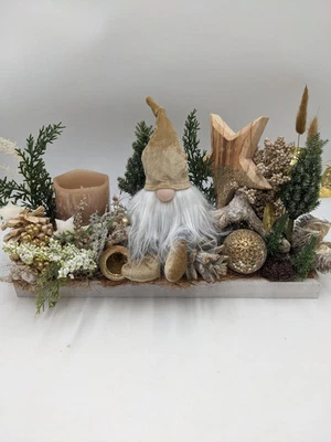 Weihnachtsgesteck LED Kugel Stern Wichtel natur - Bild 1 von 4