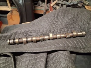 Volvo 240 740 940 B21 B23 B230 'B' Camshaft - Picture 1 of 2