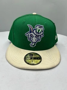 Sombrero ajustado New Era 59Fifty para hombre 7 1/2 verde beige bordado Hartford Yard Goats - Imagen 1 de 14
