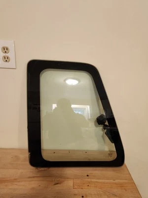 Ford Mazda Navajo 1993-2002 cuarto derecho ventana de ventilación de vidrio lado del conductor Foto 1 de 4