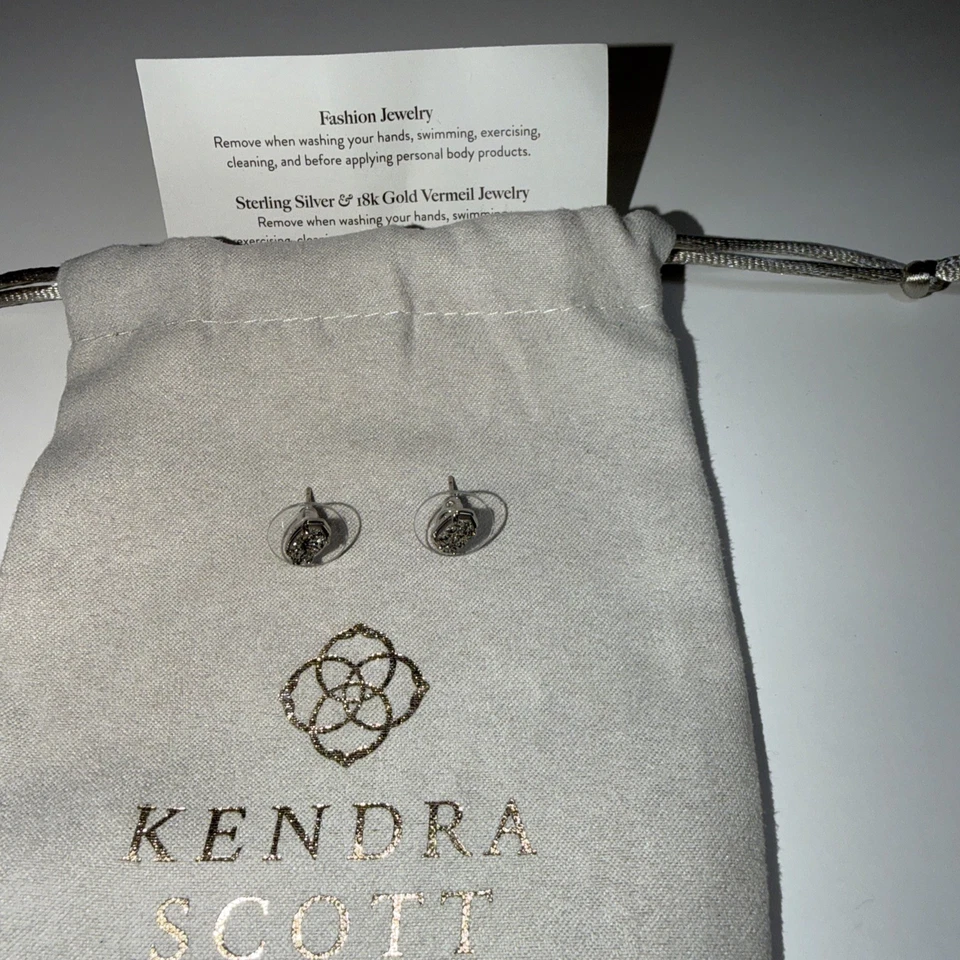 Серебряные серьги-гвоздики Kendra Scott Emilie из платины Drusy - Изображение 1 из 4