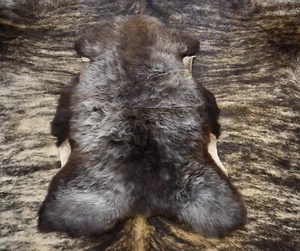 Thick , Soft & Naturally Frosted   - An Irish Sheepskin Rug - Ancient Wool - Picture 1 of 8