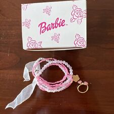 AVON 2000 Kids Barbie Mattel Box Pink/White Bead Bracelet W/Gold Pendant & Ring
