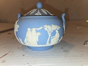 Blue Vintage Sugar Bowl With Lid Wedgwood Jasperware Earthenware  - Picture 1 of 8