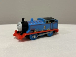 Thomas & Friends THOMAS #1 Trackmaster Motorized Variation Sparks Speed Train - Picture 1 of 7