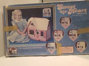 Vintage Dura Craft SW125 The Sweet Heart Tudor Style Doll House Kit New 