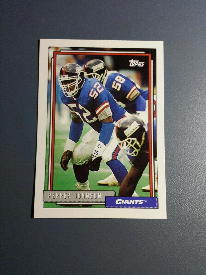 PEPPER JOHNSON 1992 TOPPS FOOTBALL CARD # 127 C1418 - Image 1 of 1