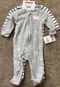 NEW 2-Pack Gerber Footed Sleeper Size: 6mo 15-18 Pounds. Smiles And Stripes - Picture 1 of 4